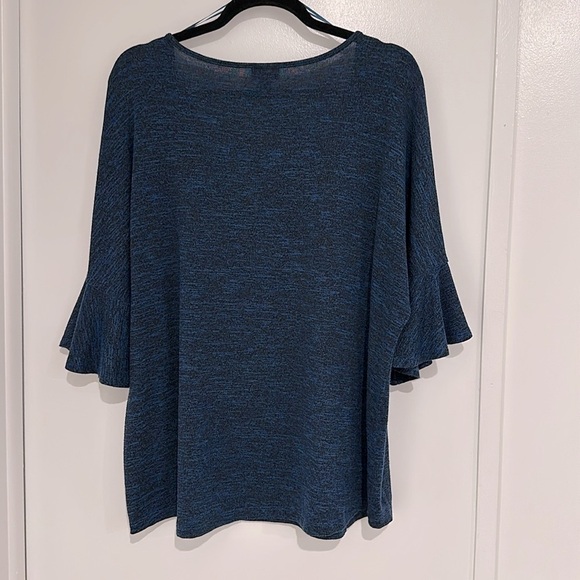 a.n.a. XL Blouse, Navy V-neck, Short Flutter Sleeve - Picture 3 of 6